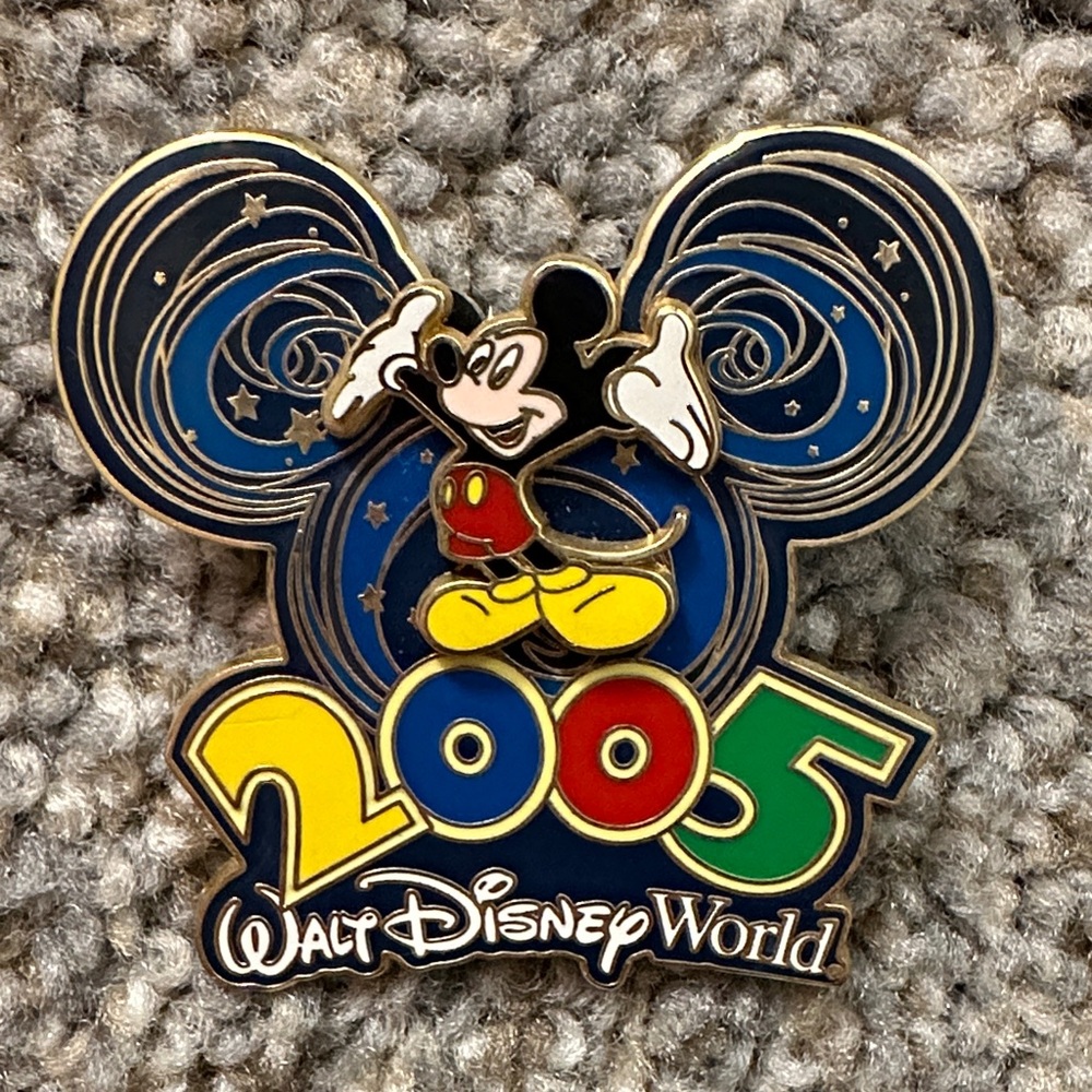 2005 Walt Disney World Pin